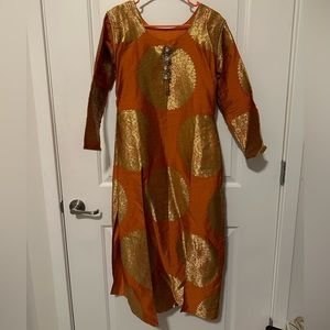 Women’s Suit/Sharara
